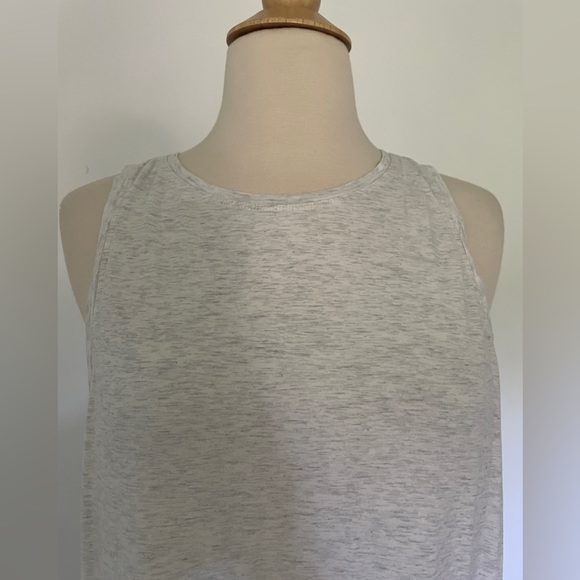 Lulu Lemon Open Back Athletic Tank Large - Picture 3 of 6